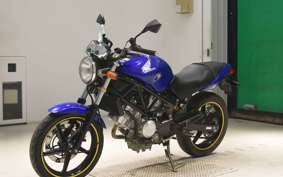 HONDA VTR 250 2023 MC33