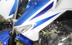 SUZUKI GSR250