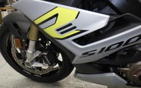 BMW S1000R 2021