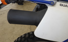 SUZUKI DR250 S SJ44A