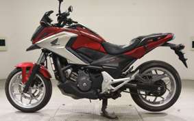 HONDA NC750X D Limited 2016 RC90