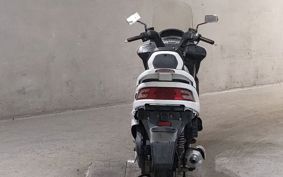 SYM RV125EFi ..