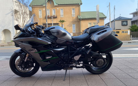 KAWASAKI NINJA H2 SX SE 2020 ZXT02A