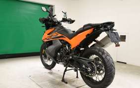 KTM 890 ADVENTURE	 2023