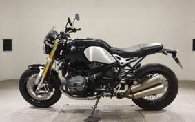 BMW R NINE T 2015