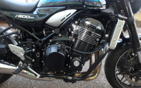 KAWASAKI Z900RS 2024 ZR900K