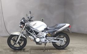 HONDA VTR 250 MC33