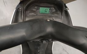 YAMAHA MAJESTY 125 SE27