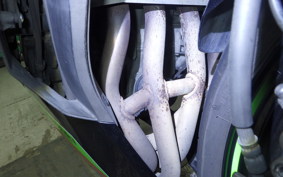 KAWASAKI ZX-25R 2004 ZX250E