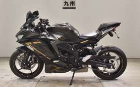 KAWASAKI ZX-25R 1976 ZX250E