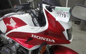 HONDA CB1300SB SUPER BOLDOR A 2005 SC54