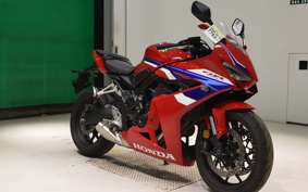 HONDA CB650R E-Clutch 2025 RH17