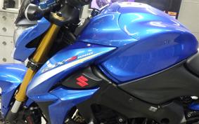 SUZUKI GSX-S 1000 2015 GT79A