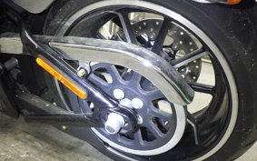 HARLEY FXSB 1580 2015