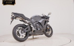 HONDA CBR600RR 2025