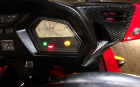 HONDA CBR650F 2017 RC83