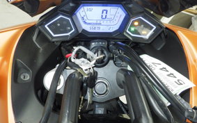 HONDA NM4 VULTUS -01 2015 RC82