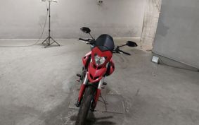 DUCATI  DUCATI  HYPERMOTARD 796 B101AA
