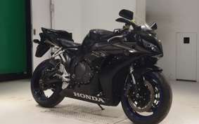 HONDA CBR1000RR