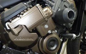 HONDA CB650R E-Clutch 2024 RH17