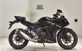 SUZUKI GSX250R 2025