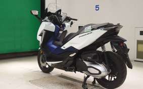 HONDA FORZA 250 MF15