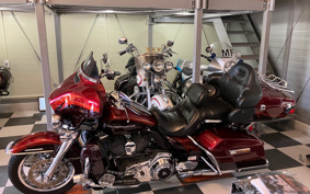 HARLEY HARLEYFLHTKSE CVO 2014 TEN