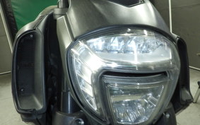 DUCATI DIAVEL Carbon 2016
