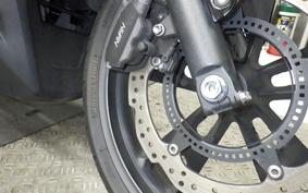 HONDA NM4 VULTUS -01 2019 RC82