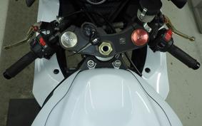 SUZUKI GSX-R750 2016
