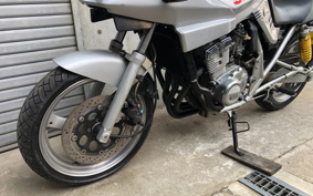 SUZUKI GSX250 KATANA GJ76A