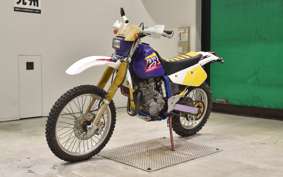 SUZUKI DR250 R-S SJ45A