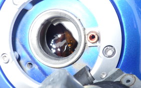 SUZUKI GSR250