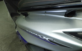 YAMAHA CYGNUS 125 XSR 3