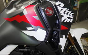 HONDA CRF1100L AFRICA TWIN DCT 2026 SD15