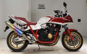 HONDA CB1300SB SUPER BOLDOR A 2006 SC54
