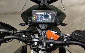 KTM 890 ADVENTURE	 2022 TS640