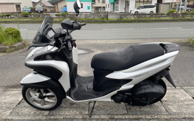 YAMAHA TRICITY 125 SE82J