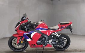 HONDA CBR600RR PC40