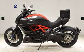 DUCATI DIAVEL Carbon 2012