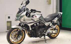 HONDA CB1300SB SUPER BOLDOR 2021 SC54