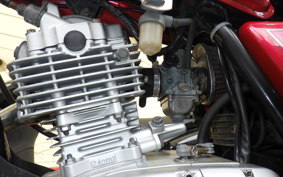 SUZUKI GN125