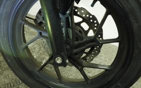 SUZUKI GSX250 R