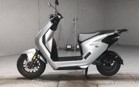 HONDA EM1 e: EF16