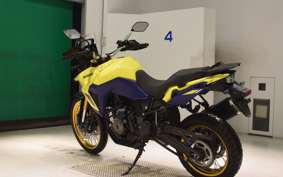 SUZUKI Vｽﾄﾛｰﾑ800DE 2023 EM1BA