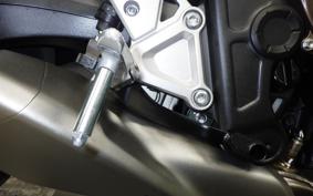 HONDA CB650R E-Clutch 2025