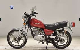 SUZUKI GN125 H 2023