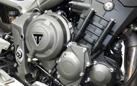 TRIUMPH STREET TRIPLE RS 2021
