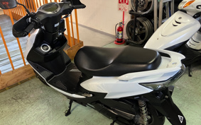 SUZUKI SU WISH  DV12B