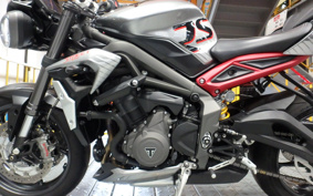 TRIUMPH STREET TRIPLE RS 2021 HDA554